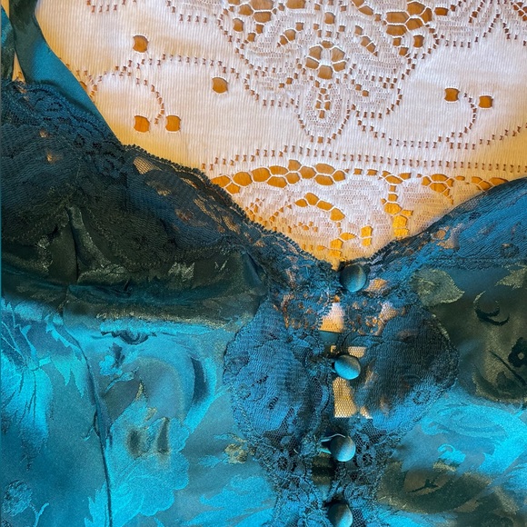 Silk & Satin emerald green slip dress - Picture 4 of 4